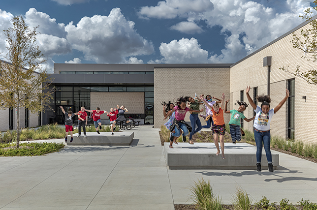 Willow Wood Elementary School outdoor learning