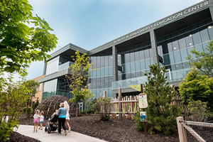 Omaha's Henry Doorly Zoo & Aquarium Robert B. Daugherty Education Center