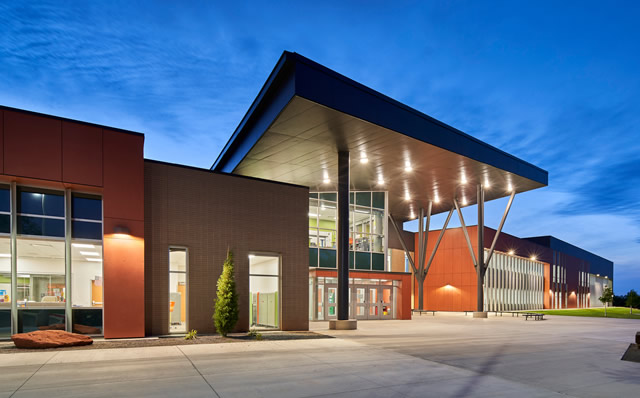 James L. Capps Middle School exterior